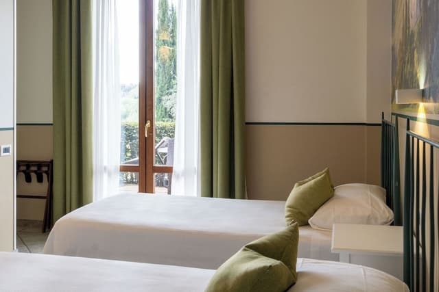 Standard Double Room, 2 Twin Beds, Garden View