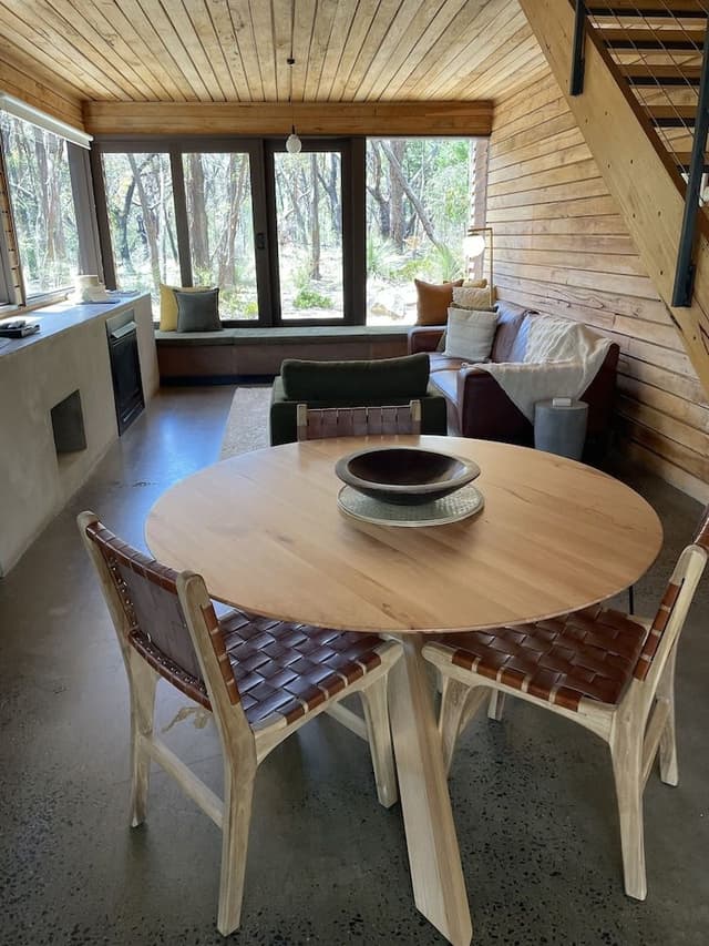 Tree House, 1 King Bed