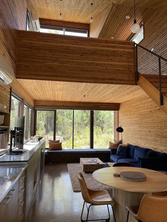Tree House, 1 King Bed
