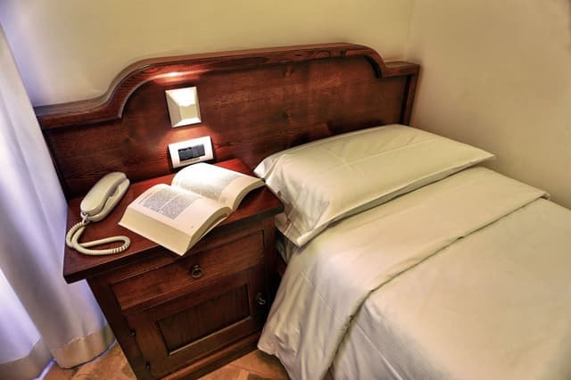 Basic Double Room
