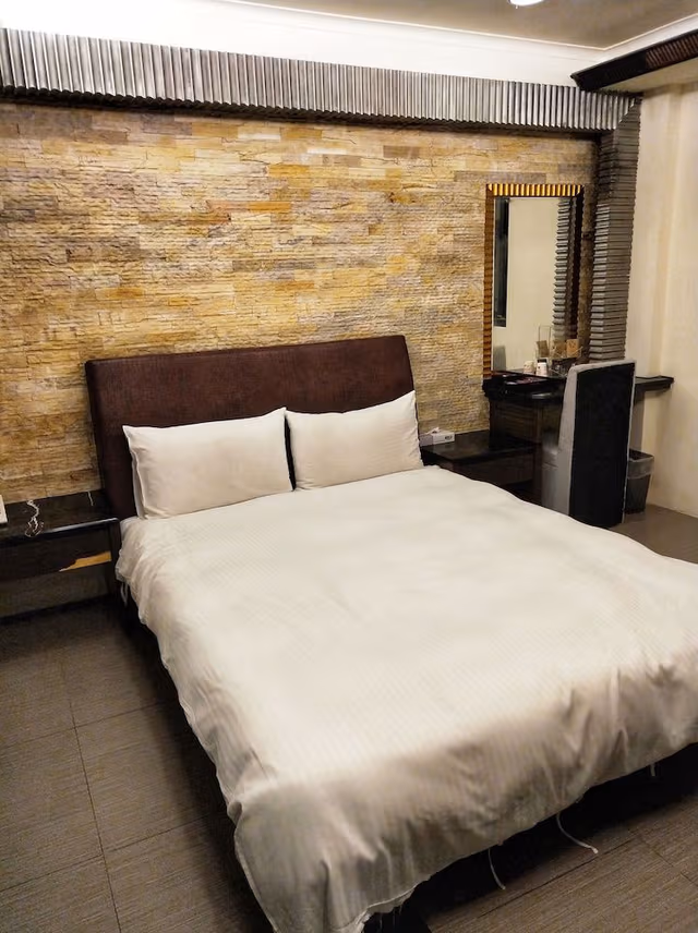 Standard Double Room (Do not accept Taiwan Traveler Card)