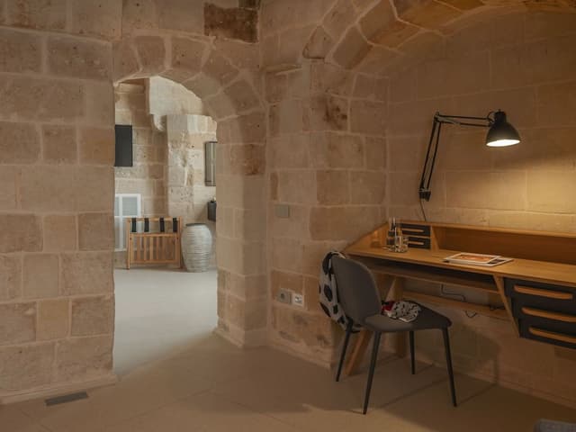 Suite (Grotta)