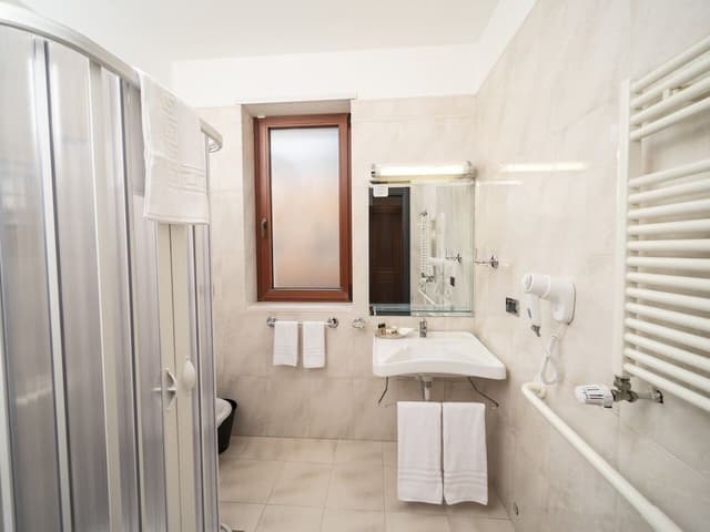 Superior Triple Room (Letto Matrimoniale e 1 Letto Singolo)