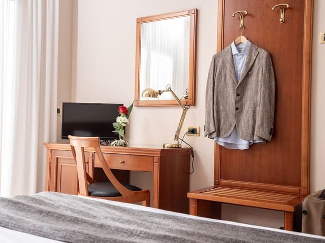 Superior Room, 1 King Bed (Letto Matrimoniale)
