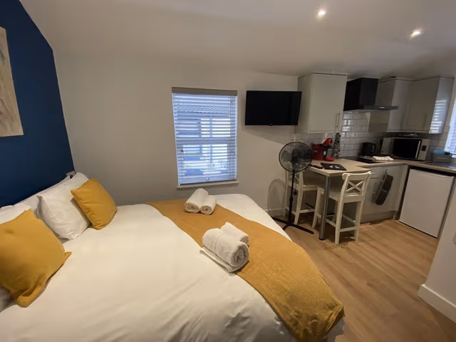 Studio, Ensuite (Bairstow Rooms 3/5)