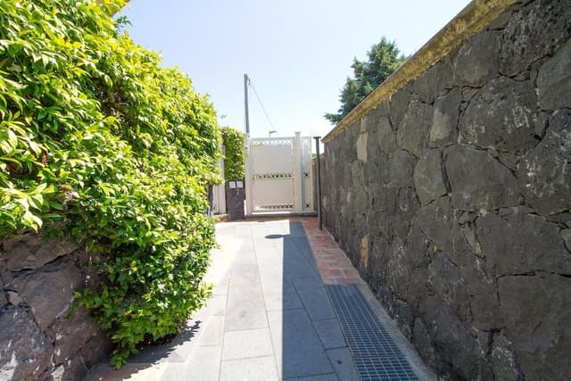 Family Apartment, 1 Bedroom, Garden View