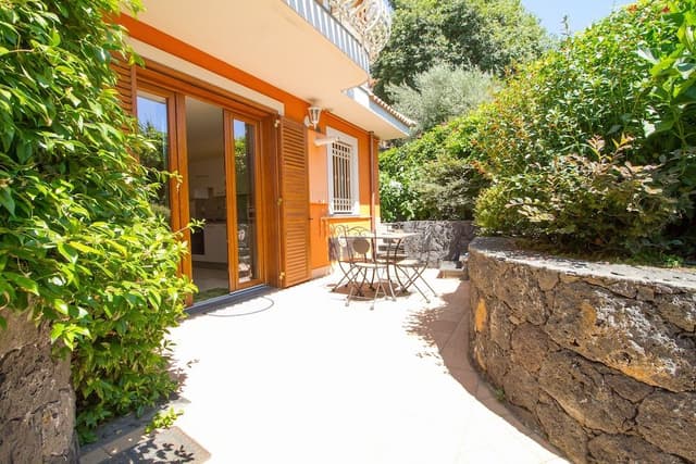 Family Apartment, 1 Bedroom, Garden View