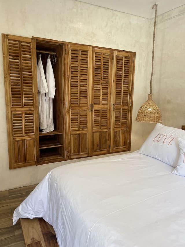 Rooms MAO