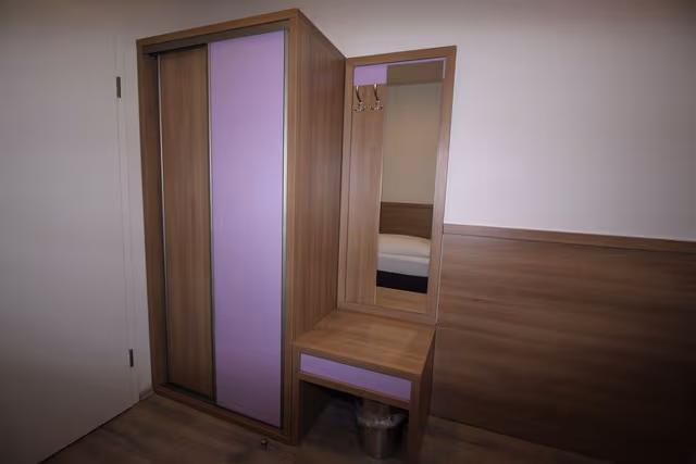 Single Room, Shared Bathroom