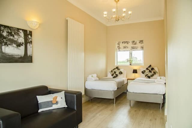 Family Room (room 3)