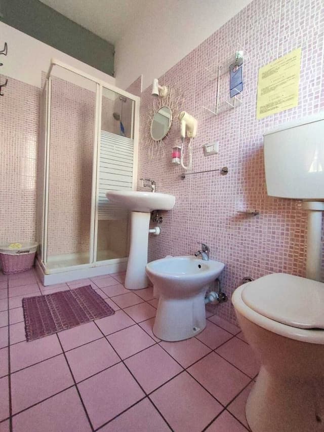 Double or Twin Room, Private Bathroom
