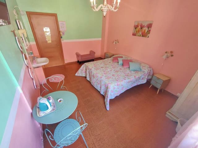 Double or Twin Room, Shared Bathroom