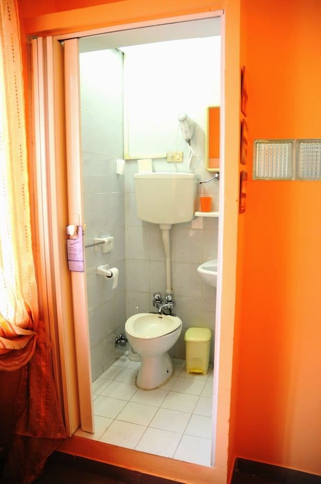 Double or Twin Room, Private Bathroom