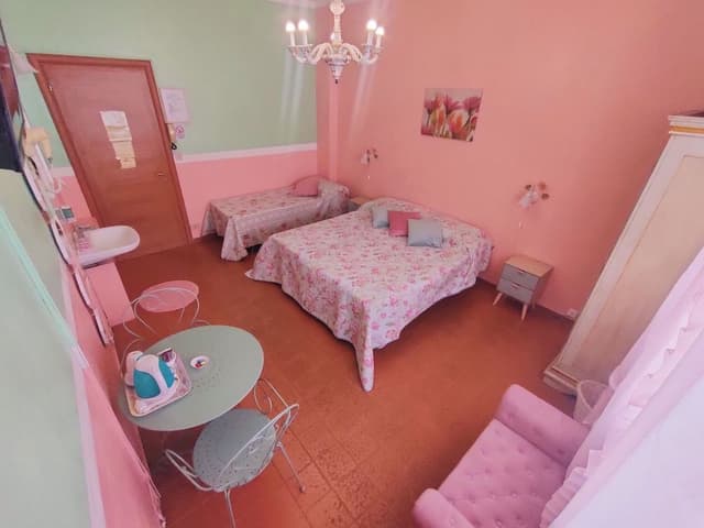 Double or Twin Room, Shared Bathroom