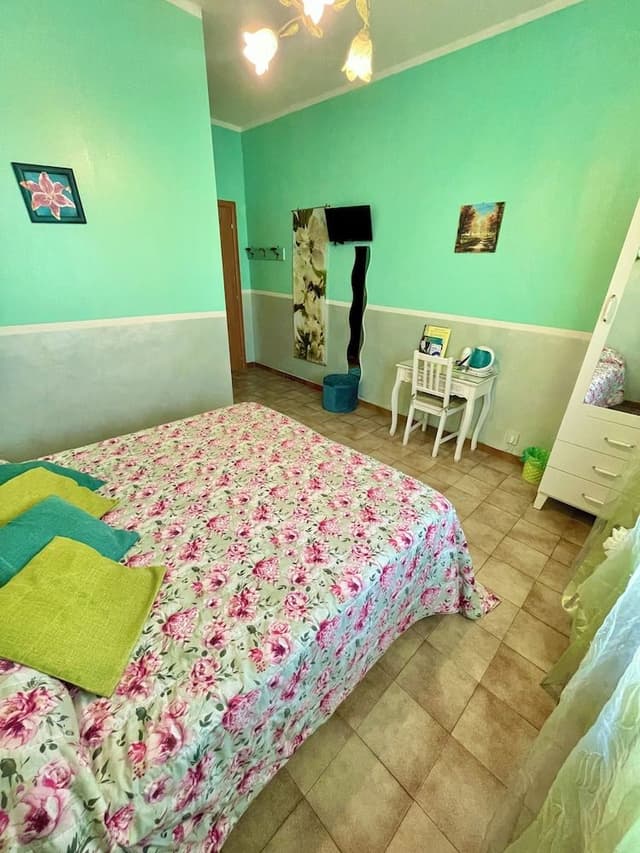 Double or Twin Room, Private Bathroom
