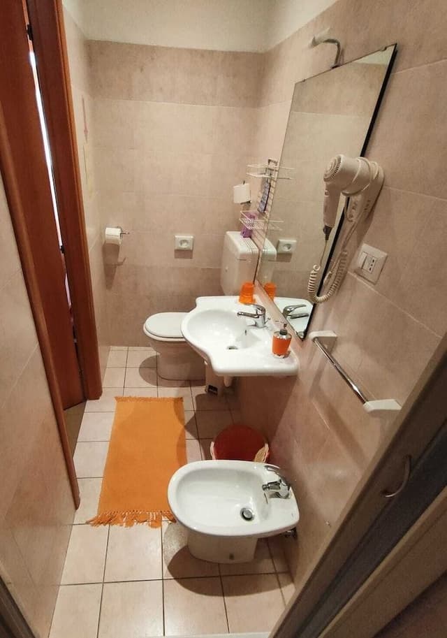 Double or Twin Room, Private Bathroom