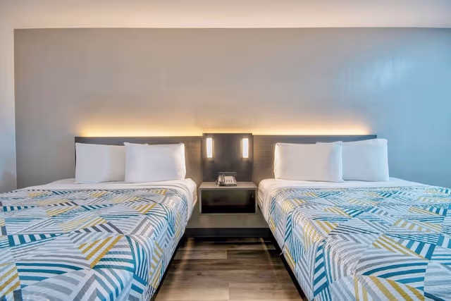 Deluxe Room, 2 Double Beds, Non Smoking