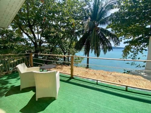 Deluxe Double Room with Balcony and Sea View