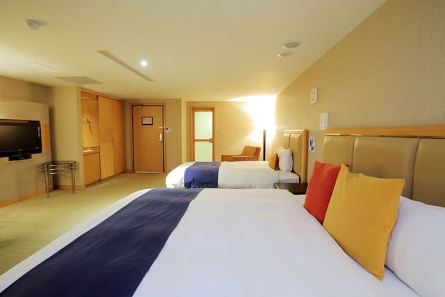 Deluxe Triple Room, Multiple Beds