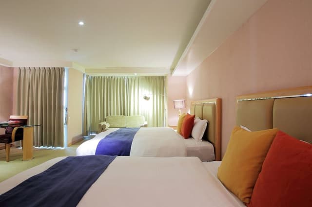 Deluxe Quadruple Room