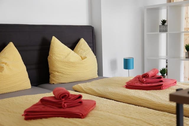 Superior Studio, 1 King Bed with Sofa bed, Patio, Courtyard View