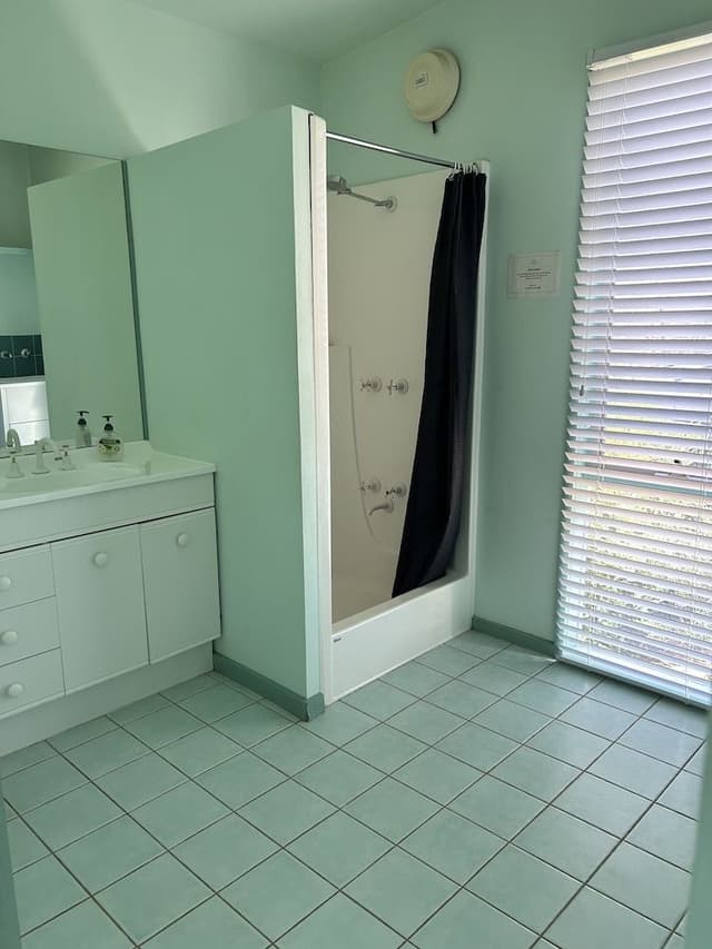 Family Cottage, 2 Bedrooms, Non Smoking, Lake View (Banksia Cottage)