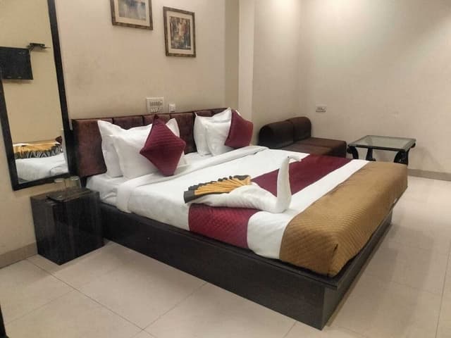 Deluxe Double Room, City View