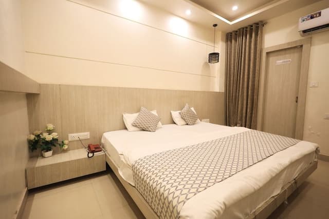 Super Deluxe Room