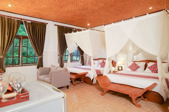 Double or Twin Room, Multiple Beds