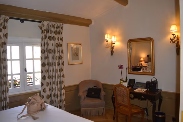 Room (Elegance)