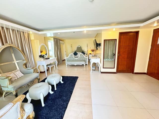 Yapak King Suite