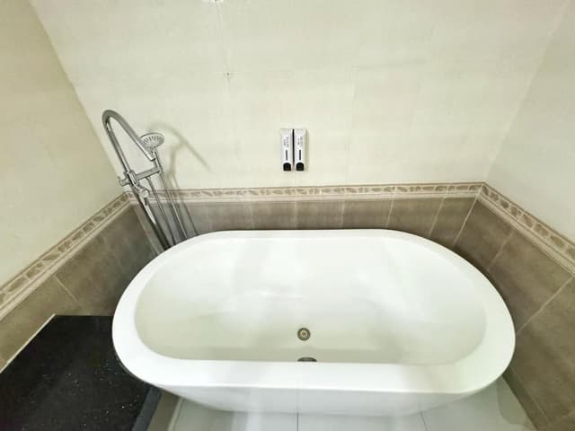 Yapak King Suite