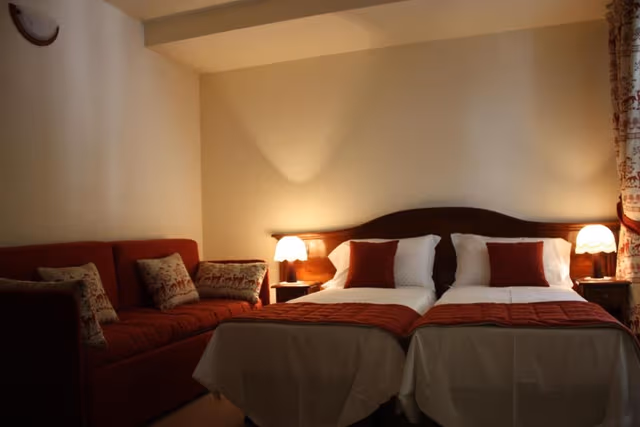 Triple Room