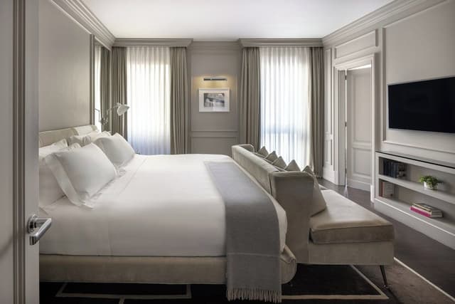 Suite, River View (Portrait)