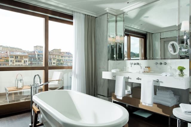 Signature Suite (Ponte Vecchio)