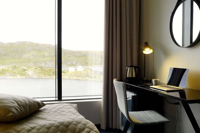 Superior Room, 1 King Bed