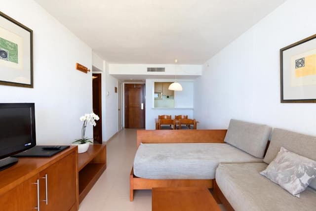 1 Bedroom Economy Apartment