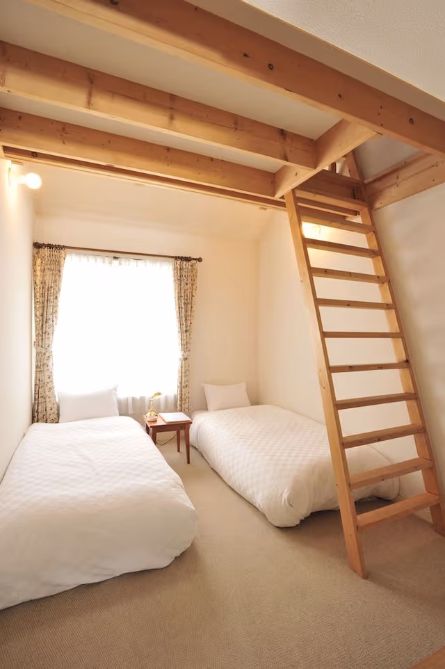 Twin Room with Loft, Private Bathroom