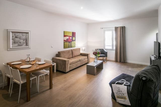 1 bedroom apartment 6 people