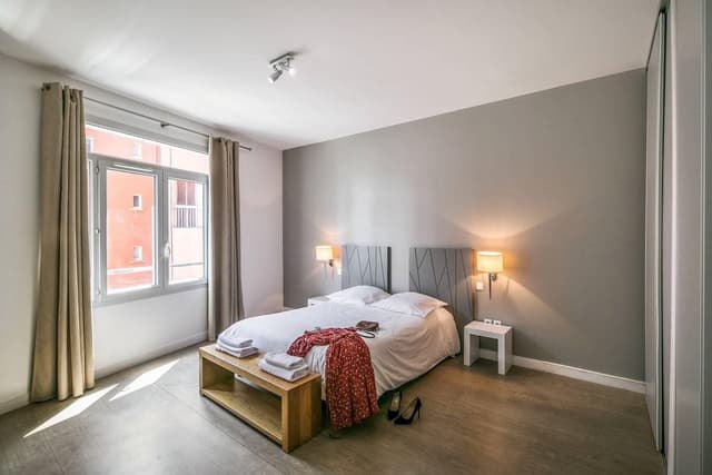 1 bedroom apartment 6 people
