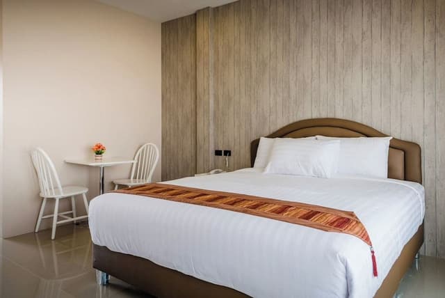 Double or Twin Room, Pool View