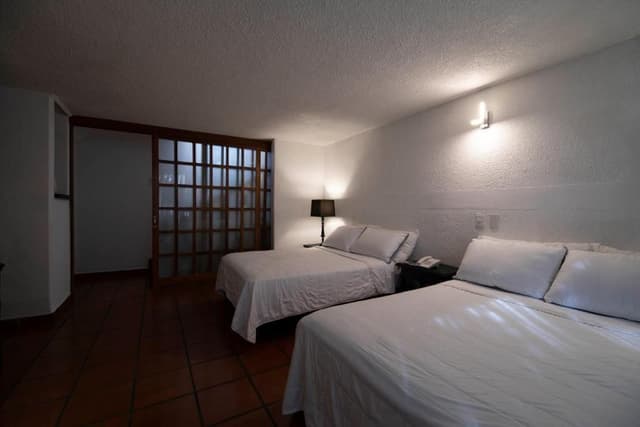 Standard Double Suite