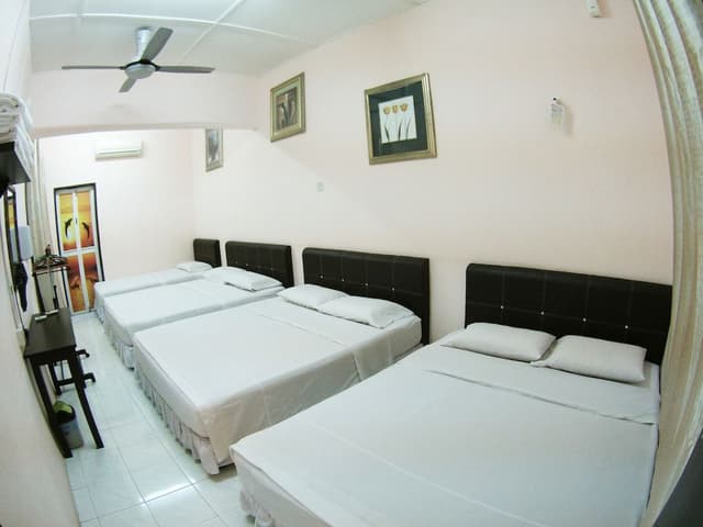 House, 4 Bedrooms