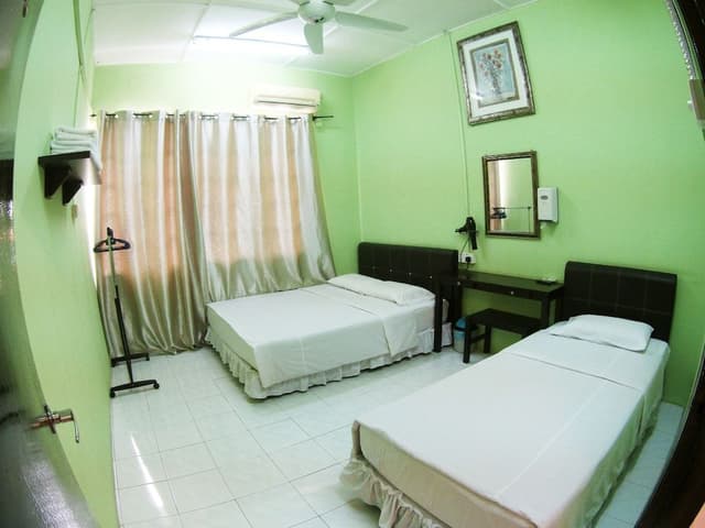 House, 4 Bedrooms
