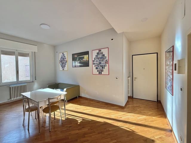 Classic Apartment, 2 Bedrooms, Kitchen