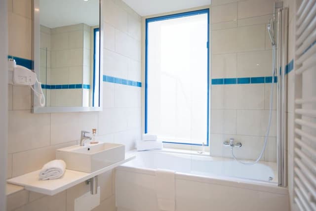 Comfort Room, Sea View