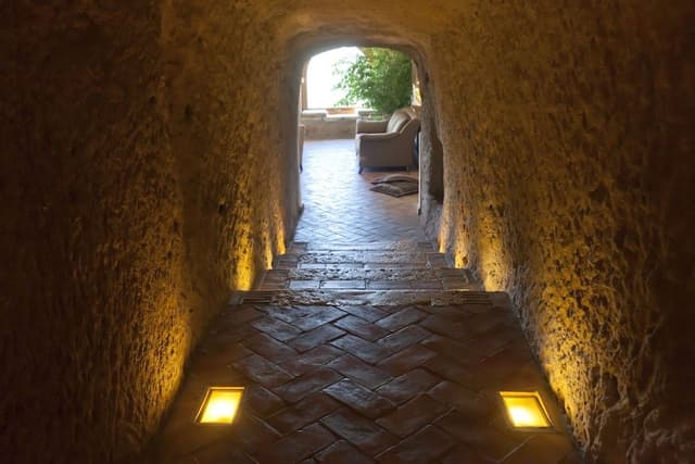 Luxury Suite, 1 Queen Bed, Jetted Tub, Valley View (100-300 meters from check-in location)