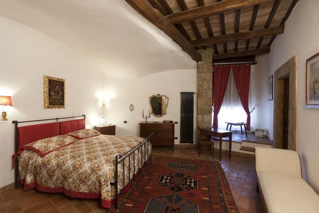 Luxury Suite, 1 Queen Bed, Jetted Tub, Valley View (100-300 meters from check-in location)