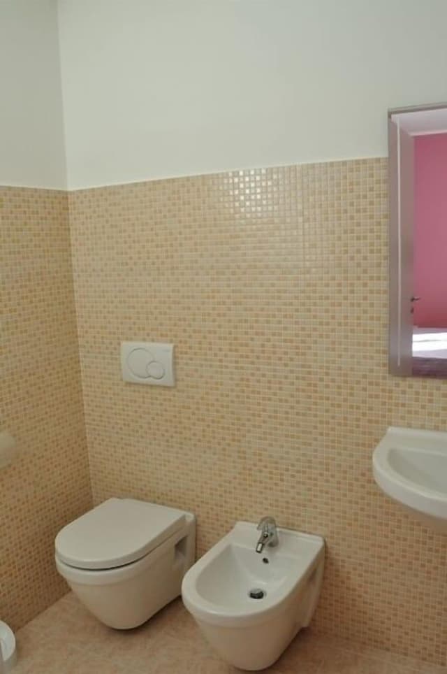 Comfort Double or Twin Room, 1 Bedroom, Private Bathroom, Hill View