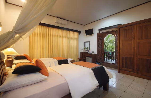 Standard Room, 1 Double or 2 Twin Beds